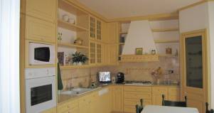 CUCINE TUTTE COUNTRY DECAPEE IN LEGNO ARTIGIANALI